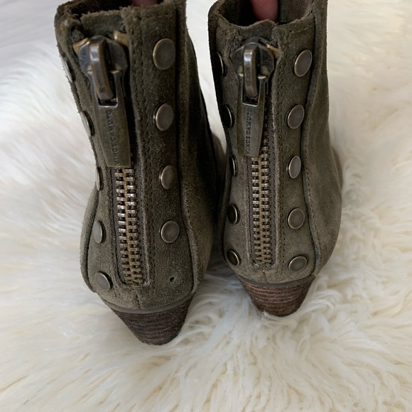 Vince Camuto- suede Green Cinza bootie - Picture 5 of 6